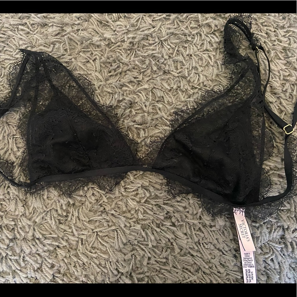 Victoria’s Secret Black Lace Bralette